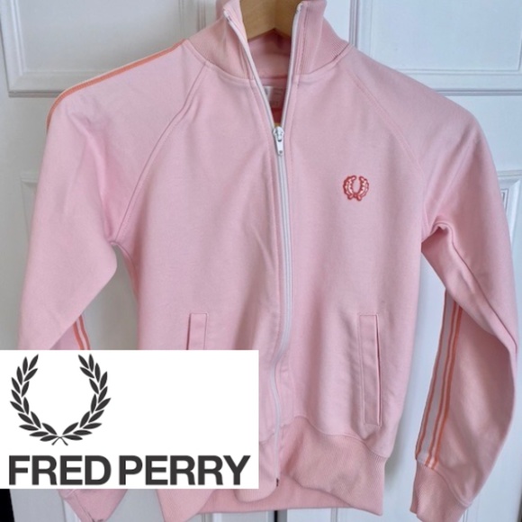 Limited Edition Fred Perry Baby pink track jacket - Picture 2 of 8